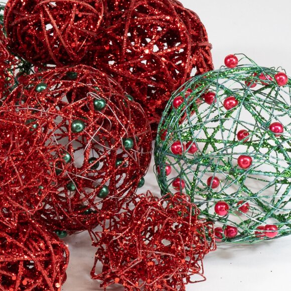 10 Grapevine Orbs -Five 4" Orbs: 2 Red Glittered, 2 Green with Red ornaments, 1 - Picture 5 of 5